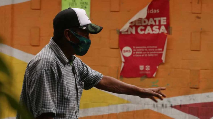 México rebasa las 25 mil muertes